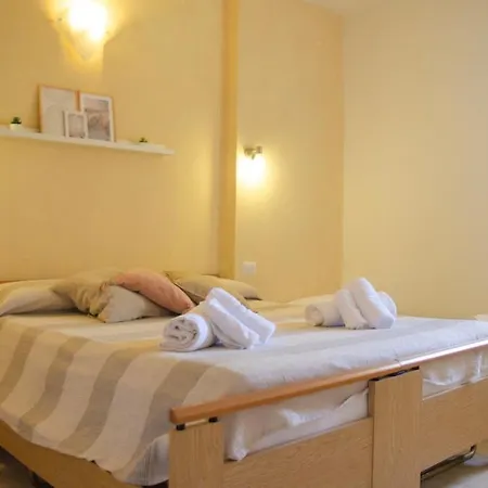 5min Budoni - Con Ampia Veranda Relax Apartment