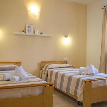 5min Budoni - Con Ampia Veranda Relax Apartment *