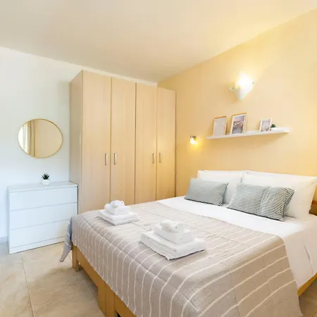 Appartamento 5min Budoni - Con Ampia Veranda Relax